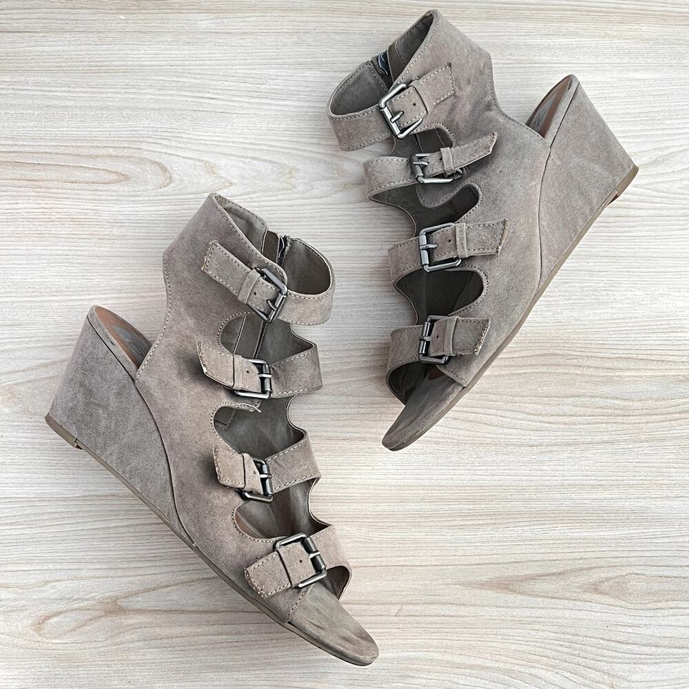 DV Dolce Vita Zip Wedge Women's Casual Sandals, Gladiator, zip, Size 8.5